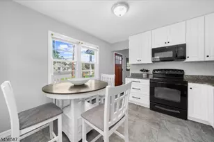 16 Abbott Ct, Flemington, NJ 08822 - Photo 8