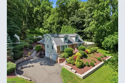 70 Old Mountain Rd, Clinton Township, NJ 08833 - Photo 6
