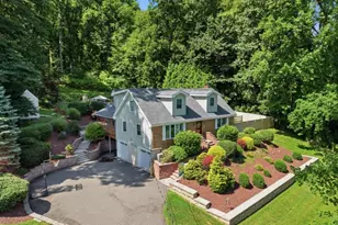 70 Old Mountain Rd, Clinton Township, NJ 08833 - Photo 6