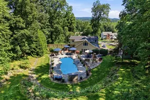 70 Old Mountain Rd, Clinton Township, NJ 08833 - Photo 10