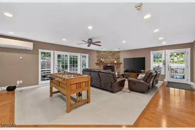 70 Old Mountain Rd, Clinton Township, NJ 08833 - Photo 16