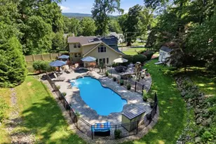 70 Old Mountain Rd, Clinton Township, NJ 08833 - Photo 8