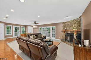 70 Old Mountain Rd, Clinton Township, NJ 08833 - Photo 14