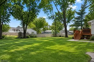 6 Renault Dr, Mount Olive, NJ 07836 - Photo 2