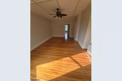 810 Old York Rd, Raritan, NJ 08869 - Photo 14