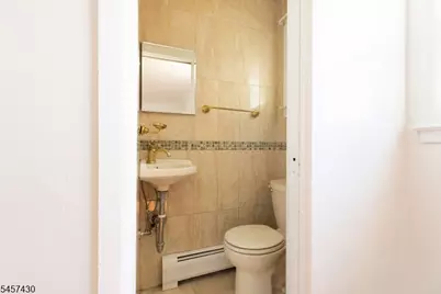 19 Jonquil Cir, Woodbridge Township, NJ 08863 - Photo 12