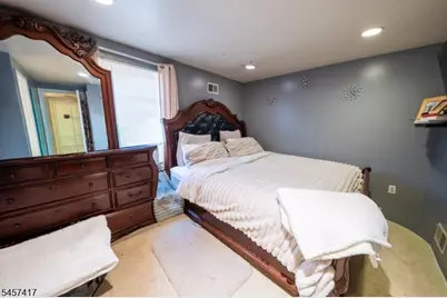 233-12 Nesbit Ter, Irvington, NJ 07111 - Photo 10