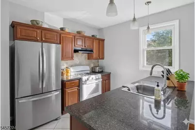 96 Goodwin Ave, Newark, NJ 07112 - Photo 22