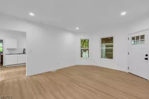 61 Church St, High Bridge, NJ 08829 - Photo 4