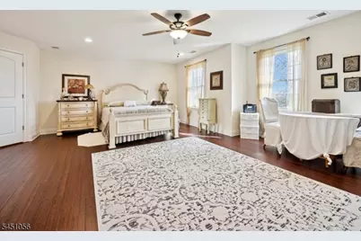 1121 N Washington Ave, Green Brook Township, NJ 08812 - Photo 14