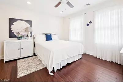 1121 N Washington Ave, Green Brook Township, NJ 08812 - Photo 18