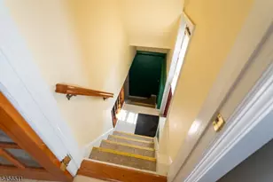 30 Carnation St, Bergenfield, NJ 07621 - Photo 14