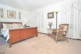 40 Giles Biondi Ct, Bound Brook, NJ 08805 - Photo 16
