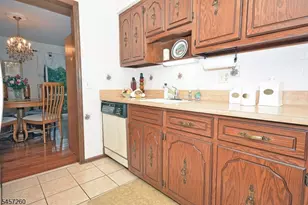 40 Giles Biondi Ct, Bound Brook, NJ 08805 - Photo 10