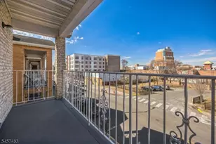 708 Ocean Ave, Jersey City, NJ 07305 - Photo 4