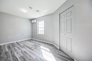 708 Ocean Ave, Jersey City, NJ 07305 - Photo 14