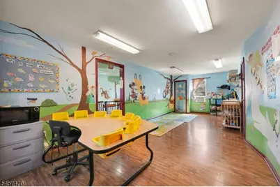188 Washington Ave, Nutley, NJ 07110 - Photo 10