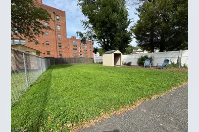 108 Thomas St, Bloomfield, NJ 07003 - Photo 34