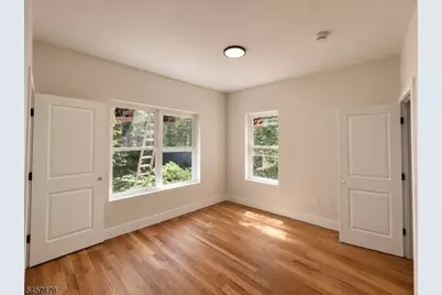 31 N 5th St #1, Newark, NJ 07107 - Photo 8