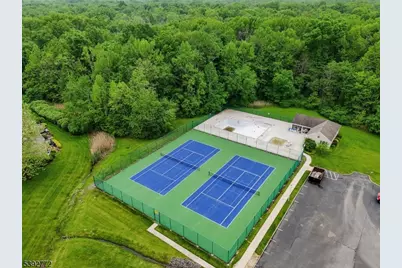 4 Sunrise Dr, Long Hill Township, NJ 07933 - Photo 22