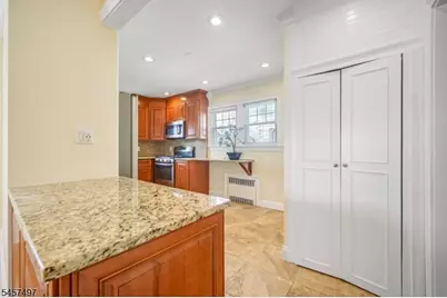 466 Beardsley Ave, Bloomfield, NJ 07003 - Photo 16