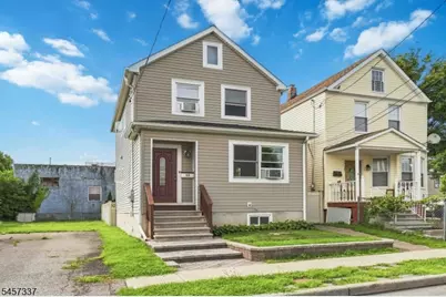 33 Franklin Ave, Clifton, NJ 07011 - Photo 2