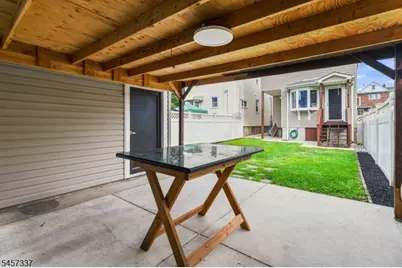 33 Franklin Ave, Clifton, NJ 07011 - Photo 24