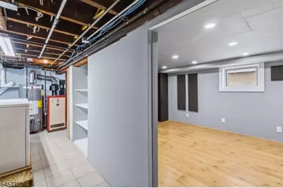 33 Franklin Ave, Clifton, NJ 07011 - Photo 20