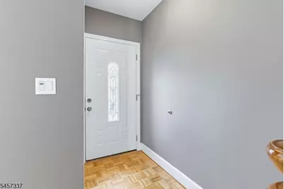 33 Franklin Ave, Clifton, NJ 07011 - Photo 4