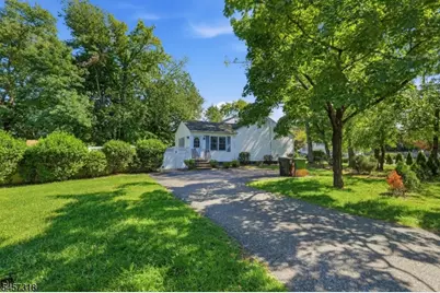 251 W Midland, Paramus, NJ 07652 - Photo 34