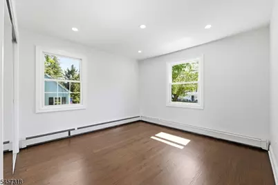 251 W Midland, Paramus, NJ 07652 - Photo 20