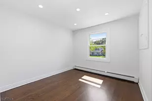251 W Midland, Paramus, NJ 07652 - Photo 16