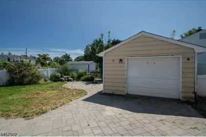 13 Windbeam Rd, Riverdale, NJ 07457 - Photo 48