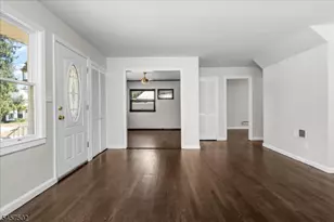 13 Windbeam Rd, Riverdale, NJ 07457 - Photo 4