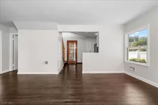 13 Windbeam Rd, Riverdale, NJ 07457 - Photo 6