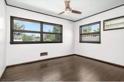 13 Windbeam Rd, Riverdale, NJ 07457 - Photo 18