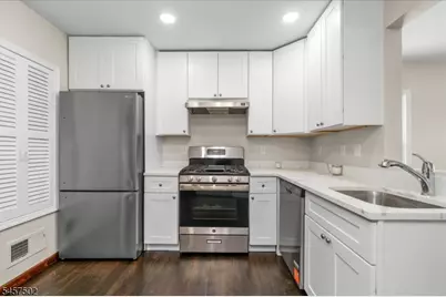 13 Windbeam Rd, Riverdale, NJ 07457 - Photo 10