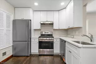 13 Windbeam Rd, Riverdale, NJ 07457 - Photo 10
