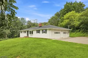 33 Cooke Rd, Blairstown Township, NJ 07825 - Photo 2