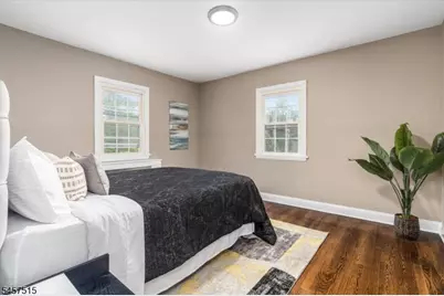 235 River Dr, Elmwood Park, NJ 07407 - Photo 14