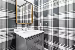 40 W Park Pl Unit, Morristown, NJ 07960 - Photo 12