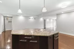 40 W Park Pl Unit, Morristown, NJ 07960 - Photo 6