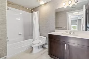 40 W Park Pl Unit, Morristown, NJ 07960 - Photo 12