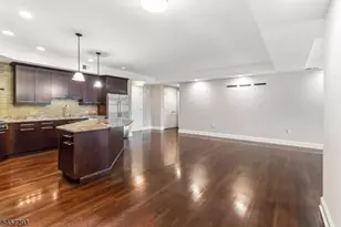 40 W Park Pl Unit, Morristown, NJ 07960 - Photo 4