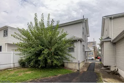13 Liberty St, Irvington, NJ 07111 - Photo 16