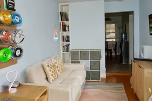 19 Seminole Ave, Parsippany, NJ 07034 - Photo 16
