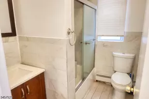 9 Emerson Pl, Newark, NJ 07114 - Photo 4