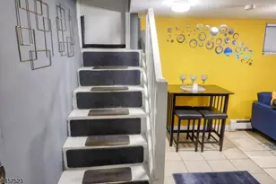9 Emerson Pl, Newark, NJ 07114 - Photo 14