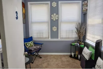 9 Emerson Pl, Newark, NJ 07114 - Photo 10