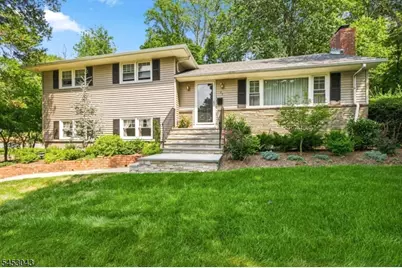 23 Evergreen Dr, Berkeley Heights Township, NJ 07922 - Photo 1